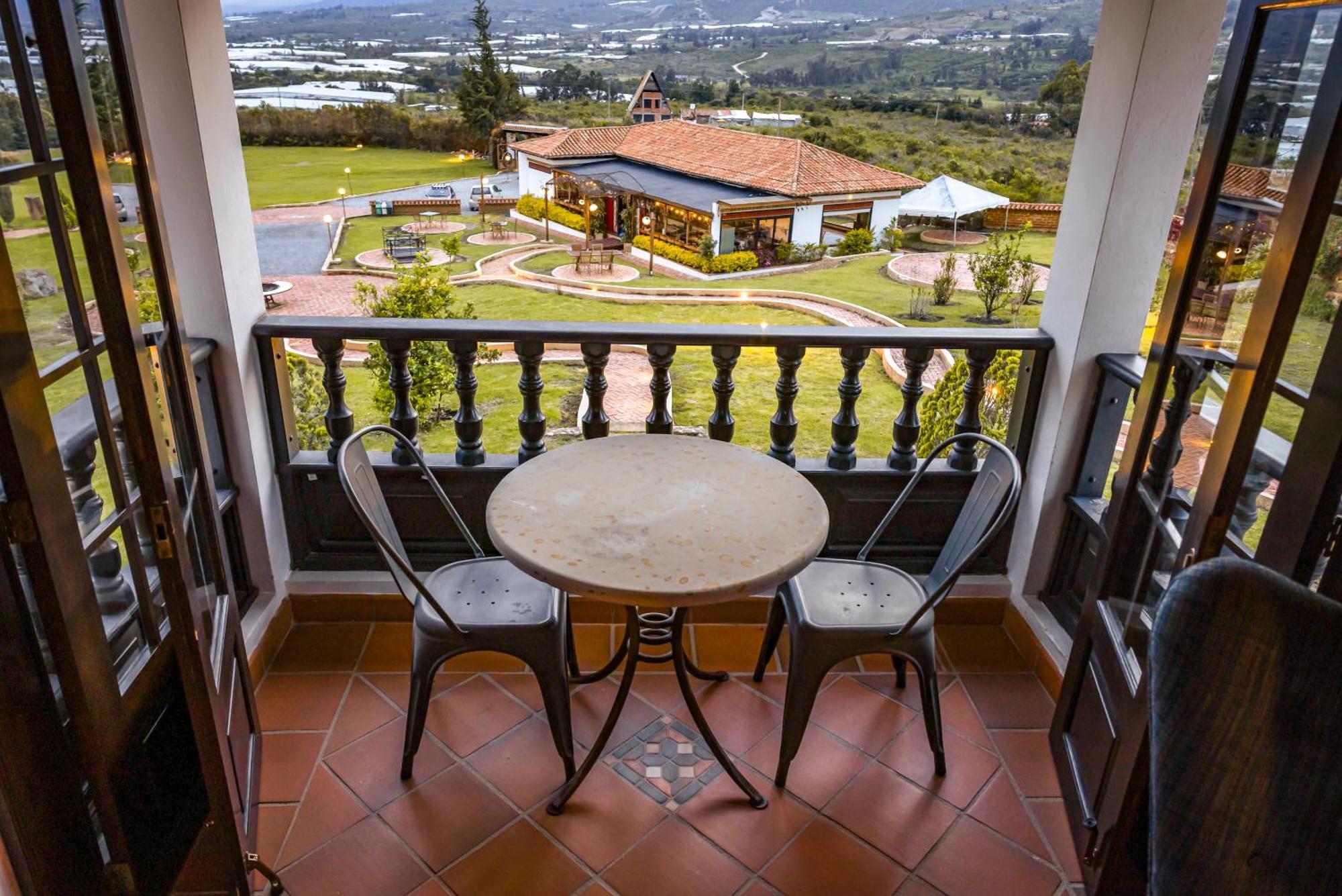 Hotel Caney Campestre Villa De Leiva Вилья-де-Лейва Экстерьер фото