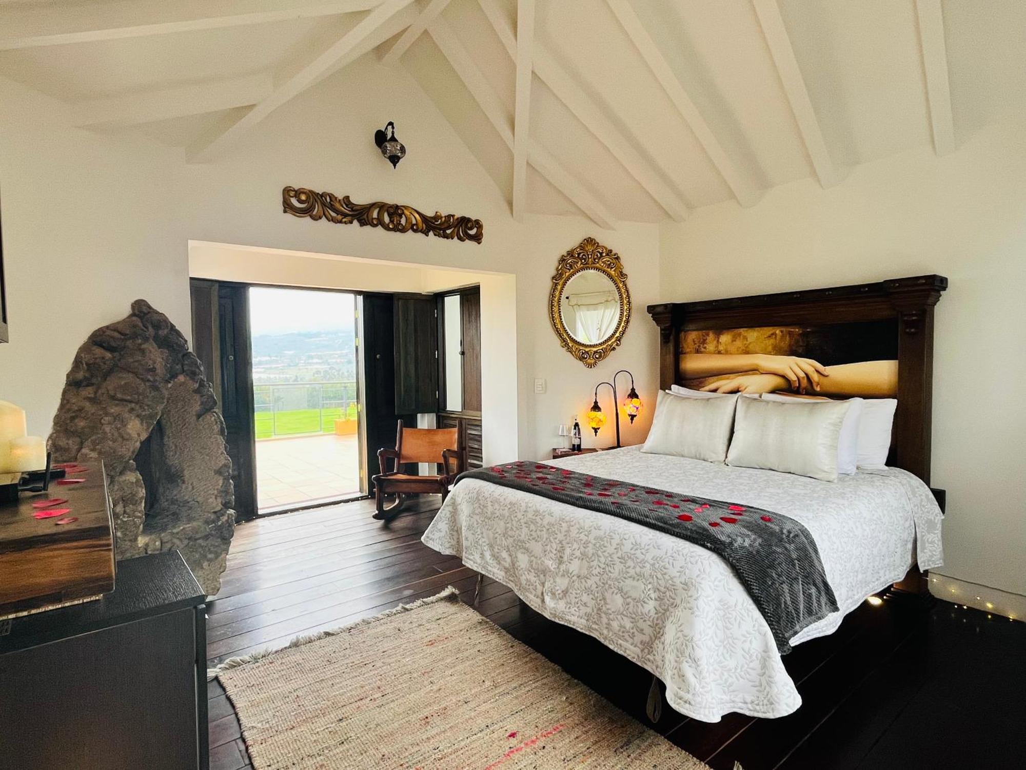 Hotel Caney Campestre Villa De Leiva Вилья-де-Лейва Экстерьер фото